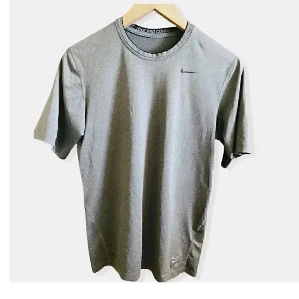 NIKE Pro Combat Athletic Short Sleeves Men's Shirt, L